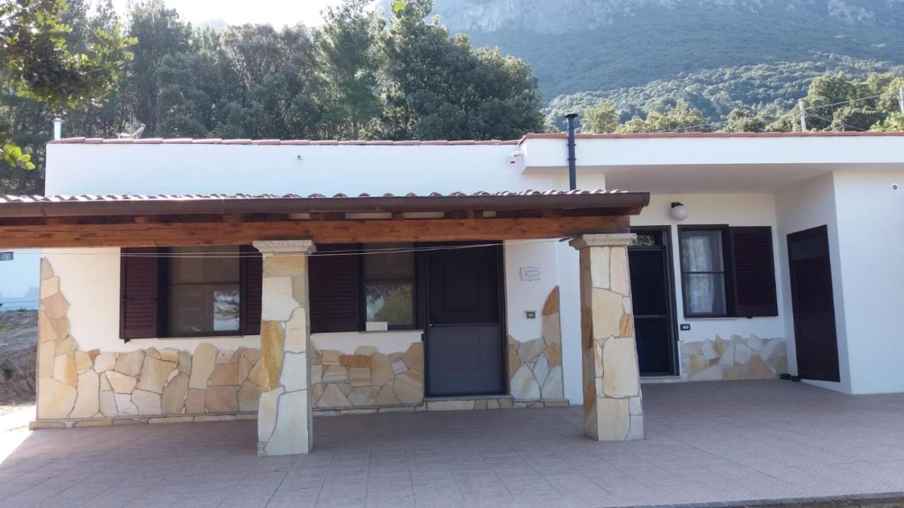 Casa Marcella Apartment Dorgali Ngoại thất bức ảnh